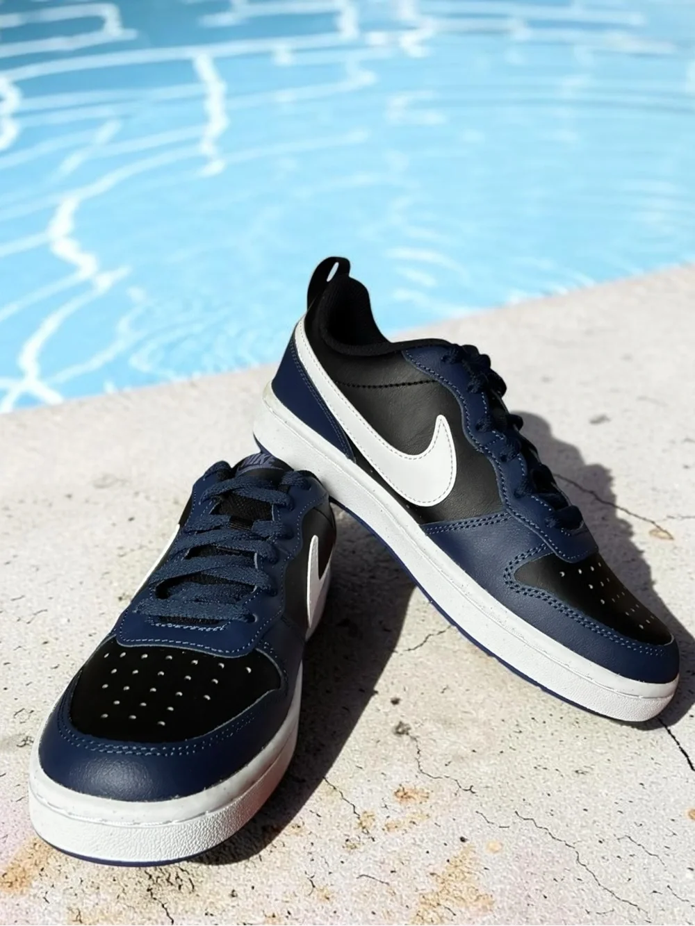 Nike Court Borough Low GS Size 4.5Y NEW